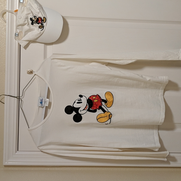 Women's XL DISNEY MICKEY MOUSE long sleeve t-shirt w/ matching hat. Pure white. - Picture 1 of 3